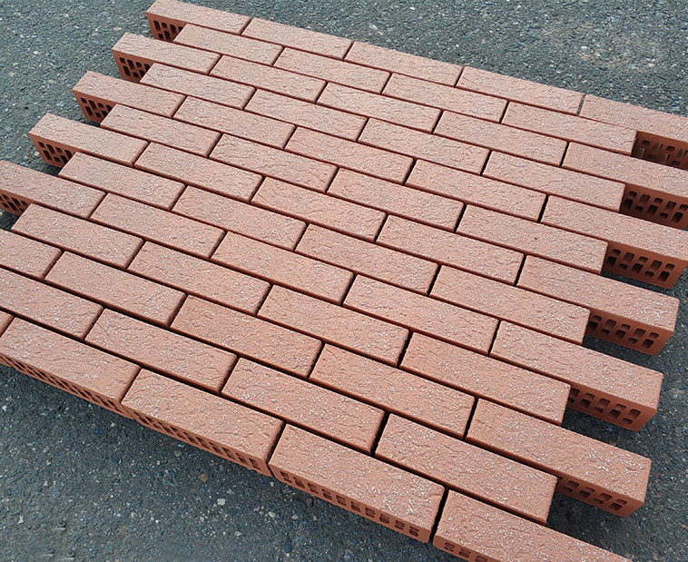 кирпич облицовочный м200 1nf "вкз" готика 250х120х65 мм (паллет 448шт). вышневолоцкий кирпичный завод. 7 нф. кирпич керамический 1. ооо вышневолоцкий кирпичный завод.